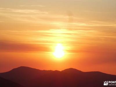 La Maliciosa al atardecer: una ruta entre luces y siluetas - Luna Llena;senderismo grupo pequeño via